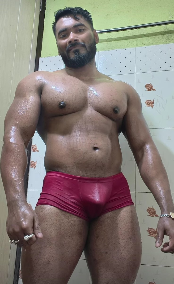hotmen tweet media