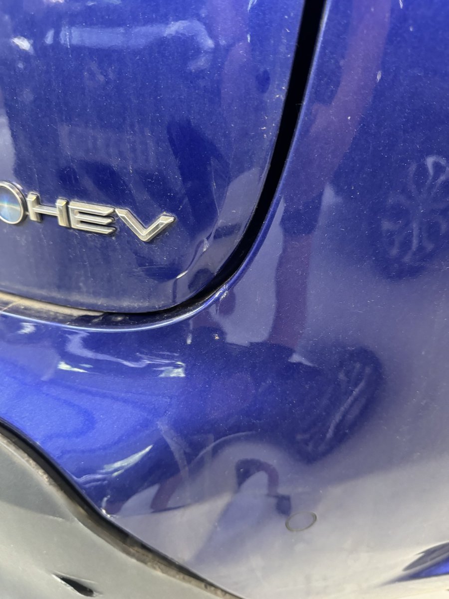 WxMSmart's tweet photo. Ouch ! Tailgate dent &amp; split paint right on the corner.
Also bumper damaged.
Best get our teeth into fixing this one then.
#WeRepairAnyCar 
#Wrexham #Chester #NorthWales 
@chestertweetsuk 
@NWalesSocial https://t.co/x3bzjuYVIO