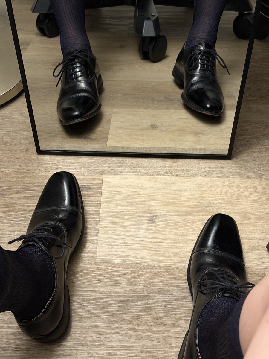 maikusuutsu's tweet photo. new mirror, more #menatplay https://t.co/tQH3K2syrR