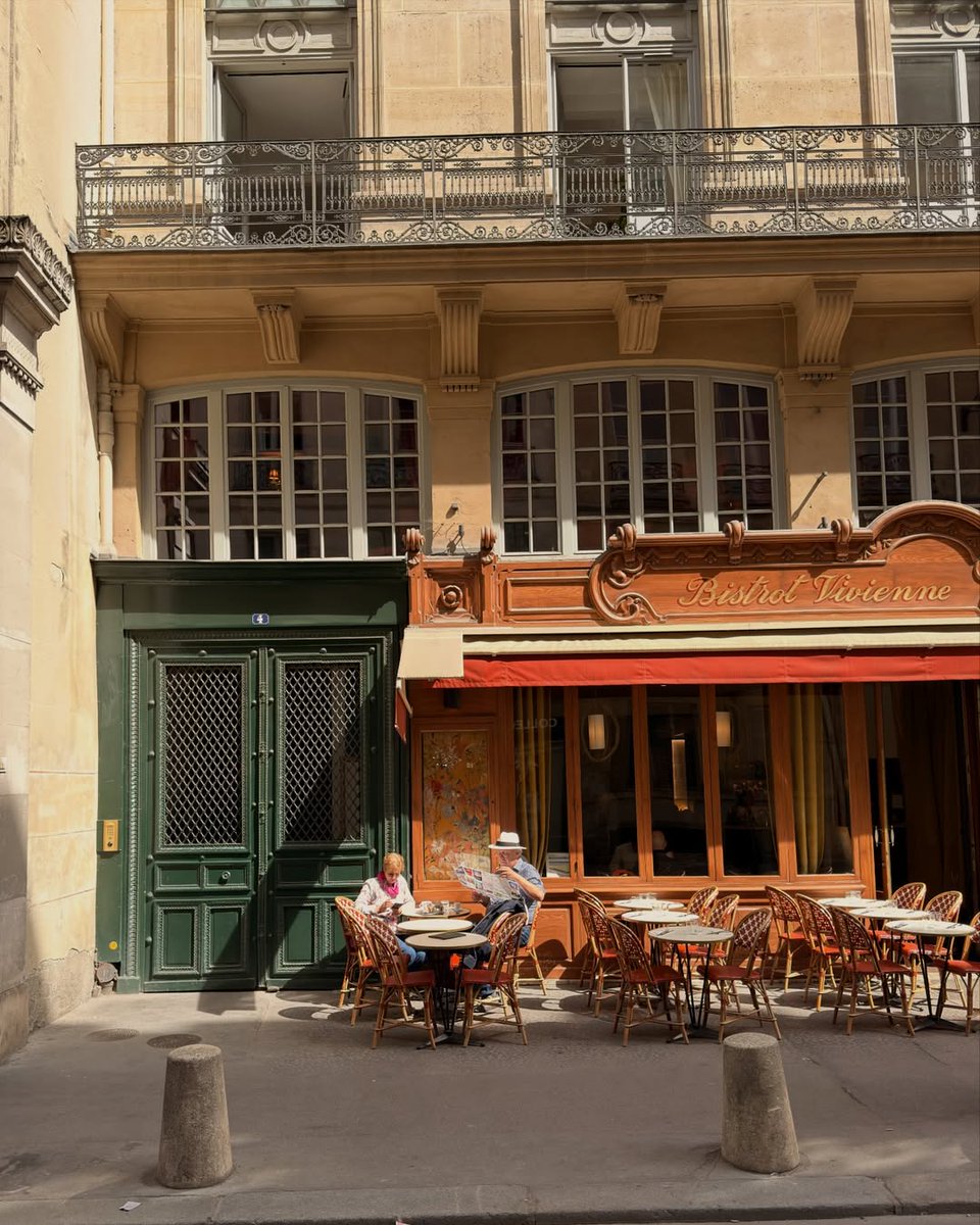 Parisian Aesthetics tweet media