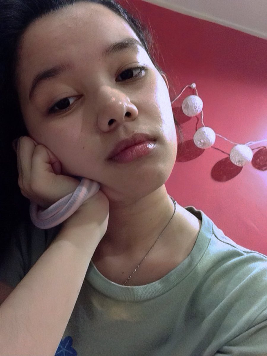yasmeennaka18's tweet photo. อ้อนเย็ดเขาทำกันยังไงง่ะสอนหน่อย https://t.co/5SQCNVKzve