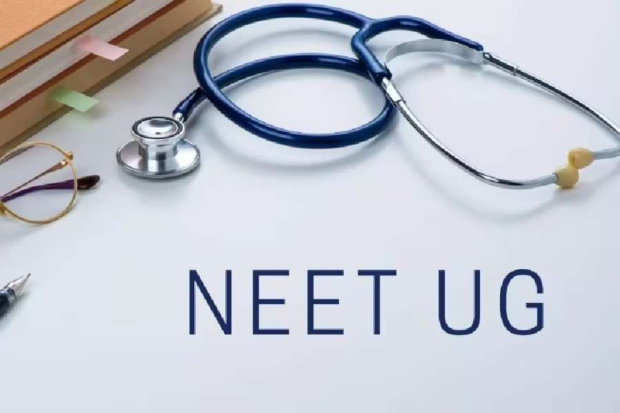 BreakingNews NEET (UG) 2026 रद्द! ३ मे रोजी झालेली परीक्षा रद्द करून पुन्हा  परीक्षा घेण्याचा राष्ट्रीय चाचणी संस्थेचा निर्णय #NEET #neetug #ntaexam