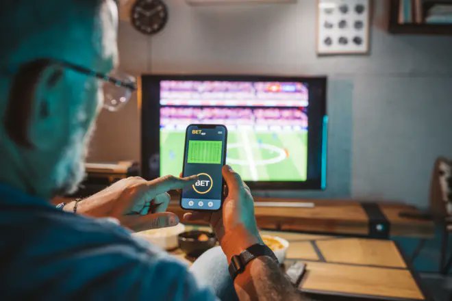💰 AQUI É FEBRE, LÁ É CRIME: Como a China proibiu as "bets" e fechou o cerco contra os jogos de azar para salvar o bolso do povo.