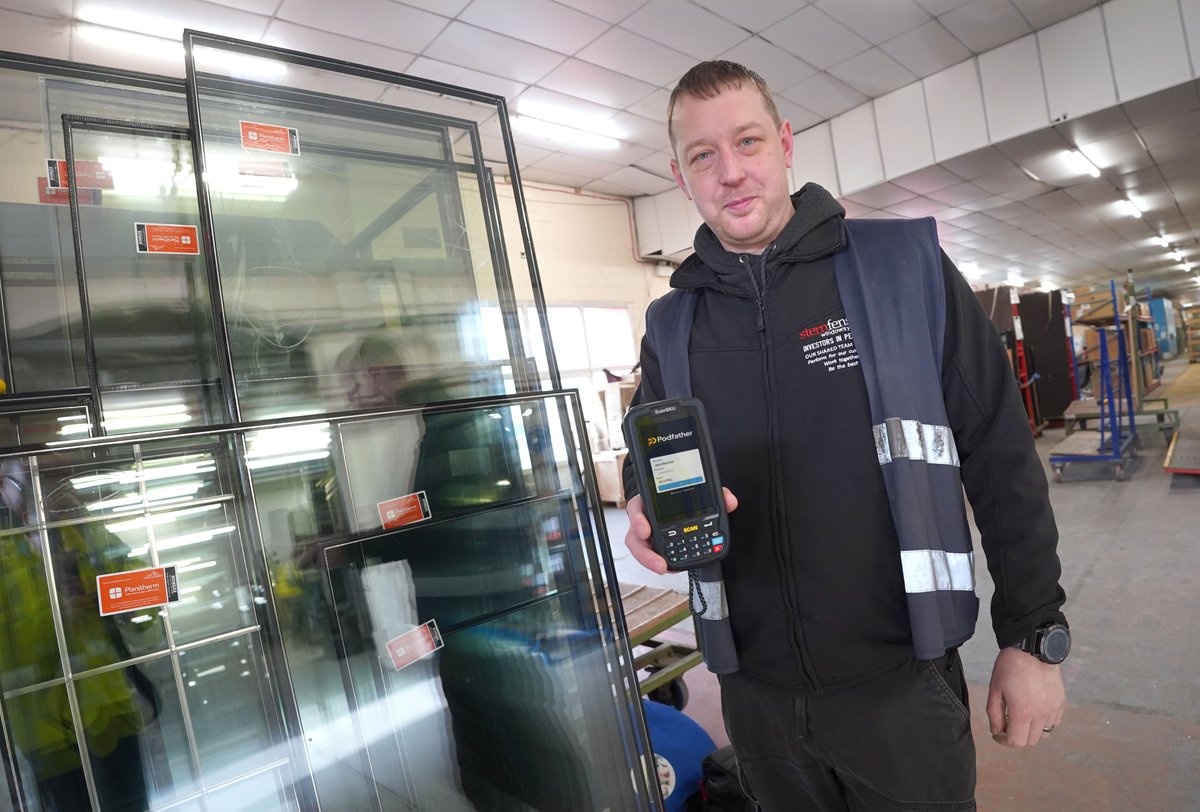 Sternfenster's tweet photo. We use a barcoding system to track frames and glass through our production process and onto our vehicles. 

The result? A consistent transport COTIF (Correct On Time and In Full) of 99.5%💪

https://t.co/CpNIc9lBP3

#Sternfenster #PodFather #DigitalByDesign https://t.co/zK8RcCEnT6