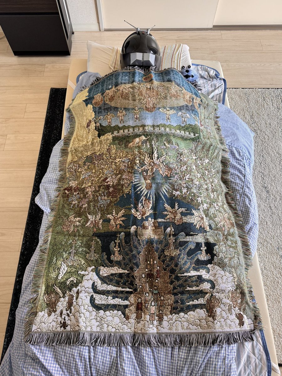 アギト展で何か一つイコン画のグッズ欲しいなと思ってブランケットを
