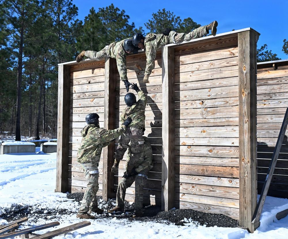 GoArmySOF.army.mil tweet media