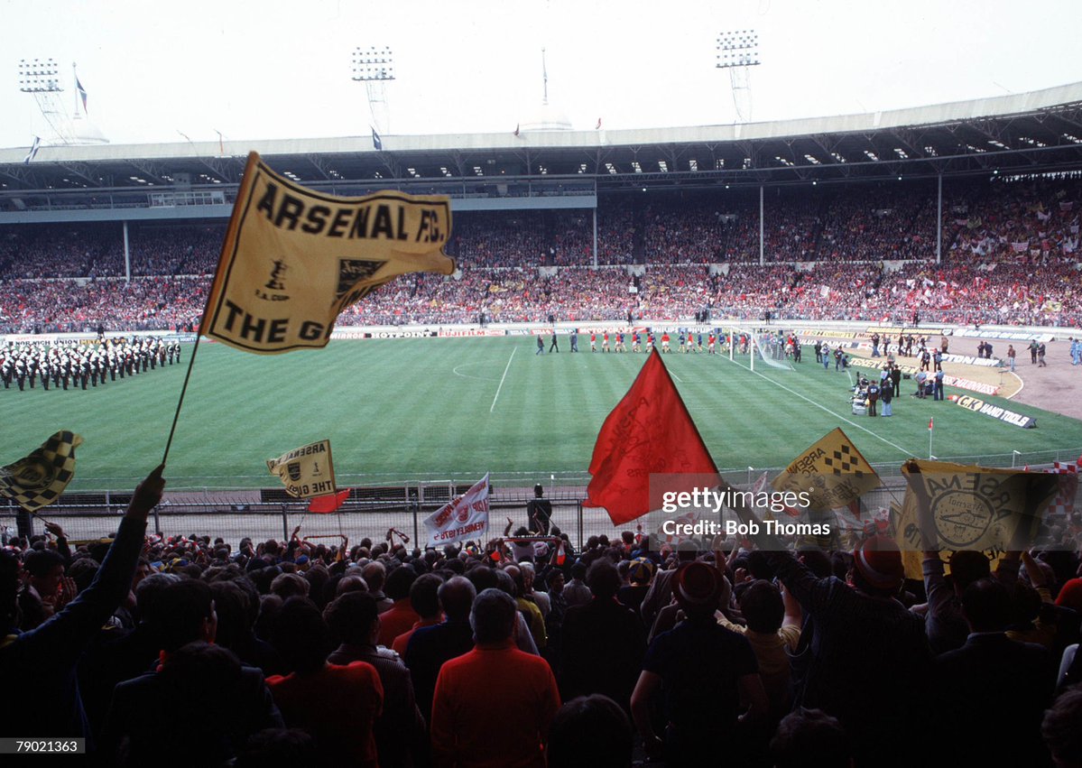 Throwback Arsenal tweet media