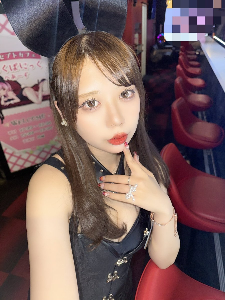 あみ tweet media