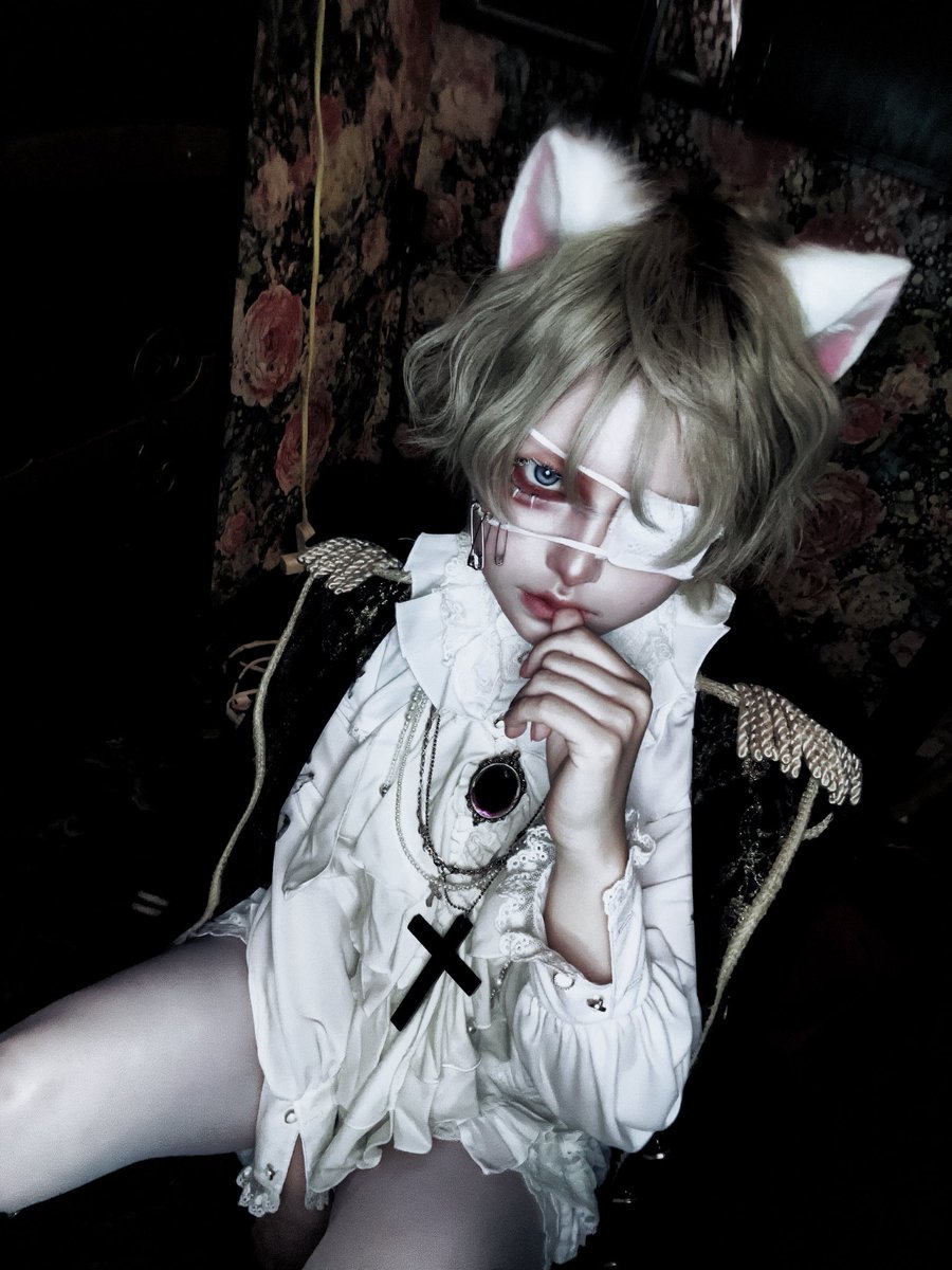 神様とドラキュラ様神様の国向こうの世界 okav.com | 德古拉 Dracula.fze