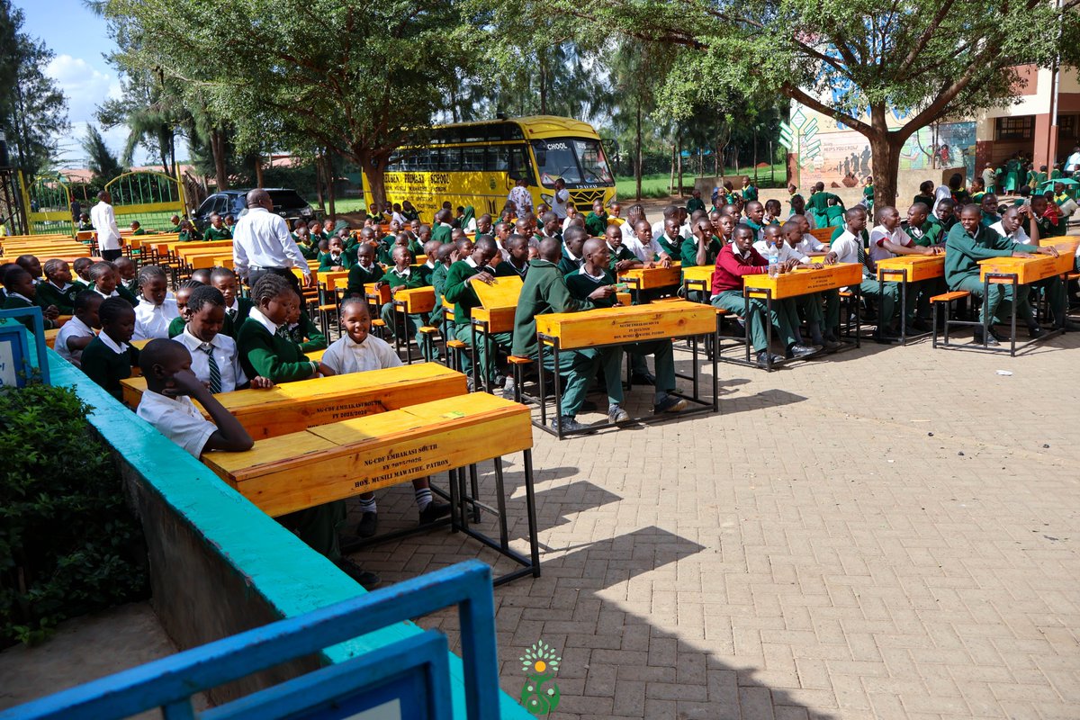 Rubencentre's tweet photo. 1,200 students at Ruben Primary &amp; Junior School now have a better learning environment thanks to 400 new desks funded by the National Government Constituencies Development Fund. https://t.co/Dm0SDGJnqk