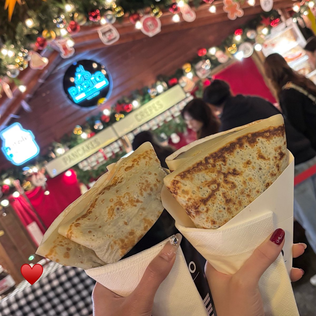 imxyyj's tweet photo. ♥️ SH สุดๆๆๆๆ เครปอร่อยมากกสมกับการต่อคิว https://t.co/VaQKDXLSmA