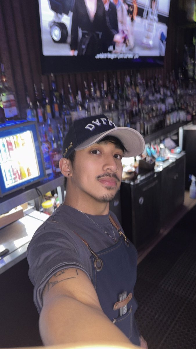 _revird's tweet photo. Just your local gay bartender in Dallas https://t.co/HDL2Y9eARJ