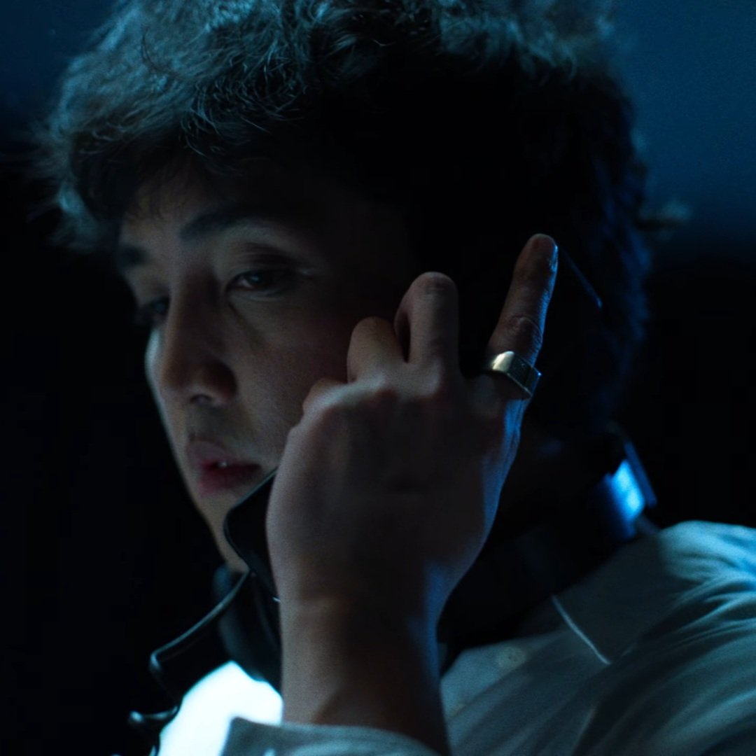 J2xModerators's tweet photo. Anong favorite part niyo sa MV? 🙌

For me, it was the moment when @jayjosephj2x kept calling him “Coach Jay” — but he hesitated to answer because he was distracted, caught up with so many things around him.

But in the end… HE FINALLY ANSWERED THE CALL. 🔥 https://t.co/6TLvW2gBIV