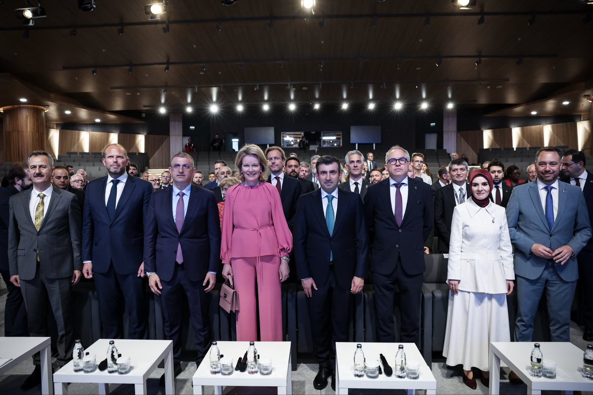 Hakan Çelik tweet media