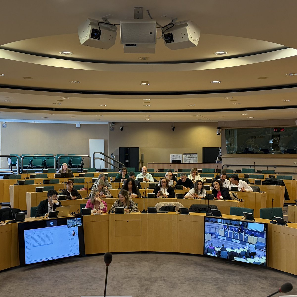 CESIunions's tweet photo. On #InternationalNursesDay we celebrate the dedication, expertise &resilience of 🇪🇺nurses
🏥🇪🇺 health systems depend on quality jobs for healthcare workers!
Today at @EUparliament we stress the need for investment in skills, quality working conditions!
#QualityJobsAct #PillACT https://t.co/UF44FaMOur
