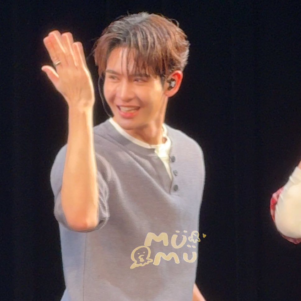 𝐌𝐔ᴹᵁ ฅ( ˙꒳​˙ ฅ) tweet media