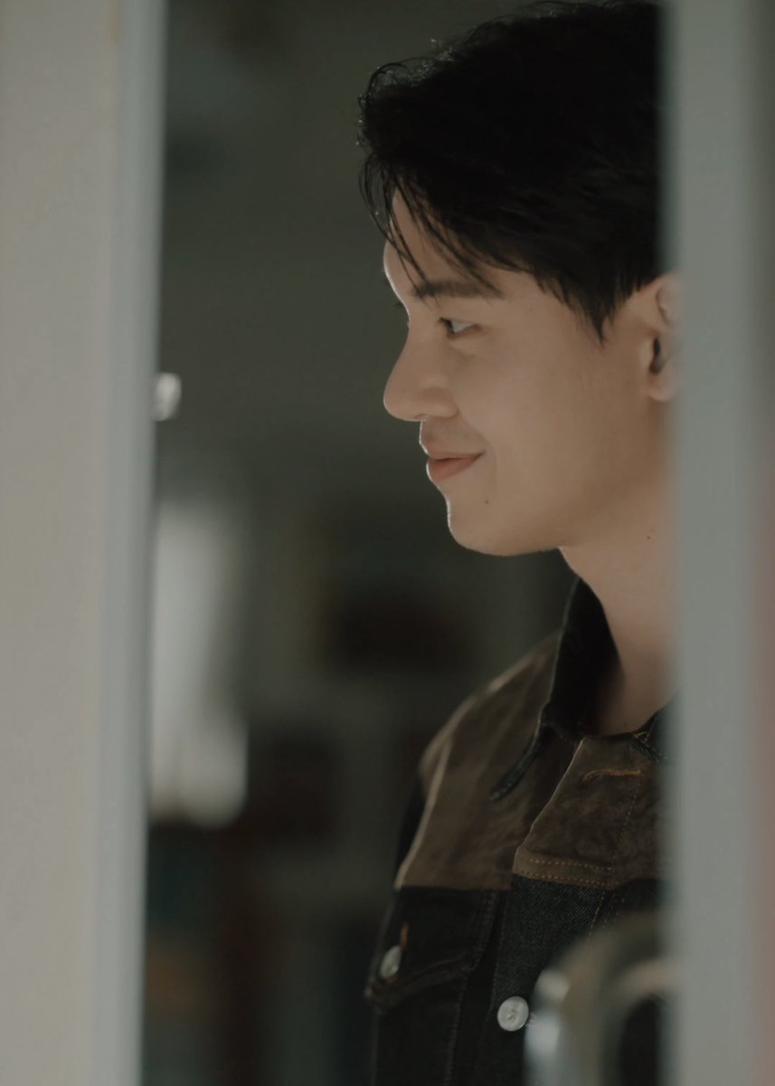 ยิ้มไม?                                                ยุ่ง