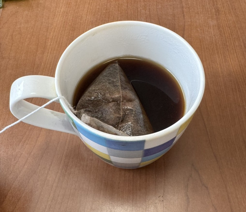 phnanzu's tweet photo. ＋1coffeeのDip Bag 〈FIRST Blend.〉
珈琲本来の香りとコクをバランスよく引き出したブランドの原点。
迷ったらこれ、という基本の一杯。
スペシャルティらしい飲みやすさや、後味のキレが良し。
#モニターステーション #PR
#プラスワンコーヒー #plusonecoffee #ディップバッグ
@plus_one_stand https://t.co/OkFaUxQ3z9