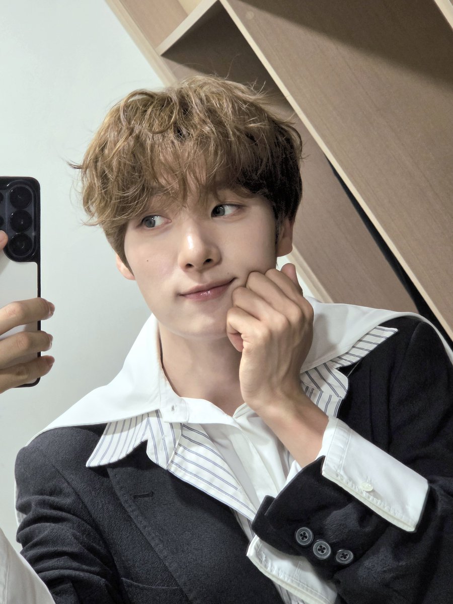 츄 tweet media