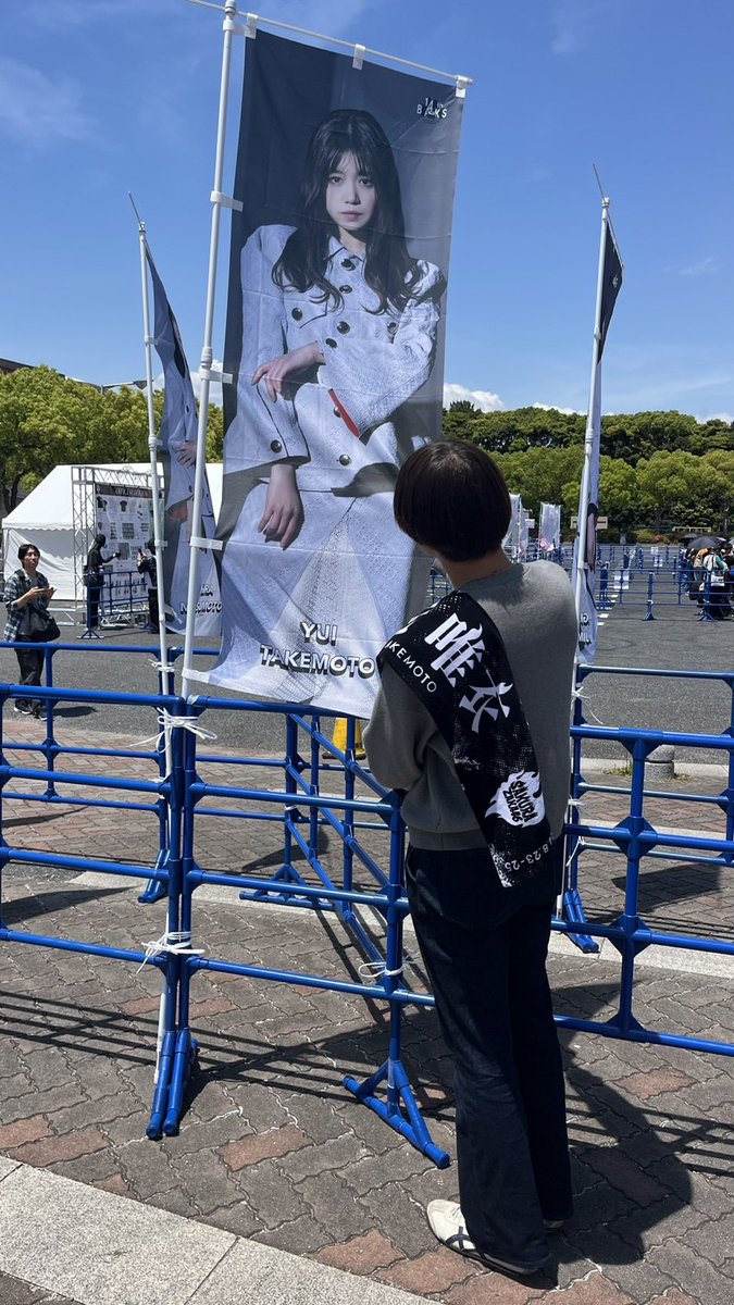 麗 tweet media