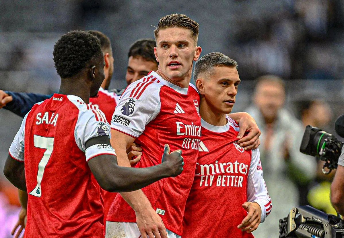 Saka • Gyökeres • Trossard

13 games.
12 wins.
1 draw.
0 losses.

No losses when they start together.🔥