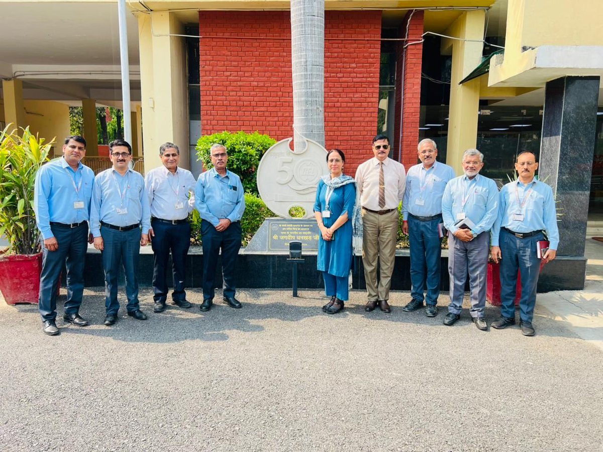 celbharat's tweet photo. CEL celebrated National Technology Day on 11.05.2026.🇮🇳
Dr. Umamaheswaran S., Principal Scientist, CRL, BEL-Ghaziabad, delivered a lecture on technology and innovation. Quiz and drawing competitions were also organized for employees, followed by prize distribution for the winners https://t.co/xJPopE3Lpb