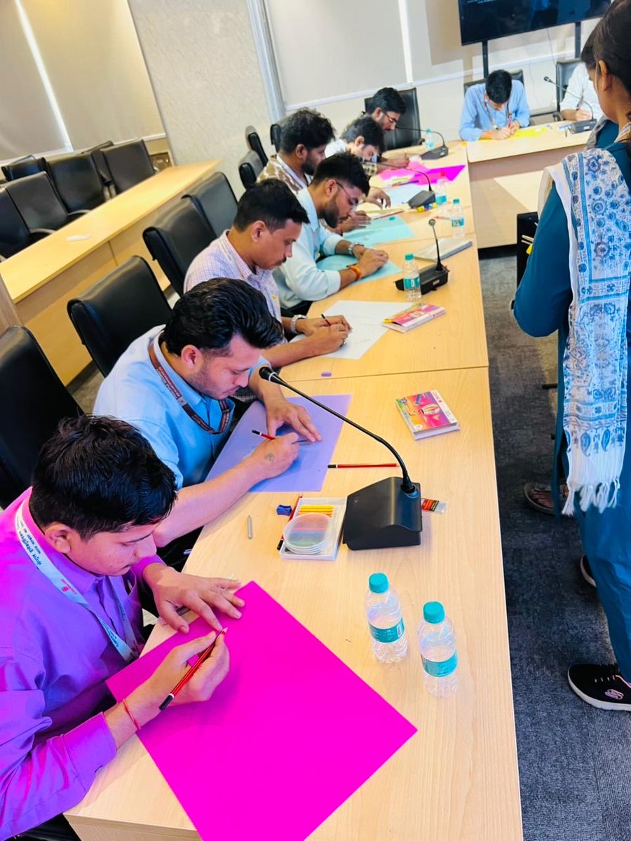 celbharat's tweet photo. CEL celebrated National Technology Day on 11.05.2026.🇮🇳
Dr. Umamaheswaran S., Principal Scientist, CRL, BEL-Ghaziabad, delivered a lecture on technology and innovation. Quiz and drawing competitions were also organized for employees, followed by prize distribution for the winners https://t.co/xJPopE3Lpb