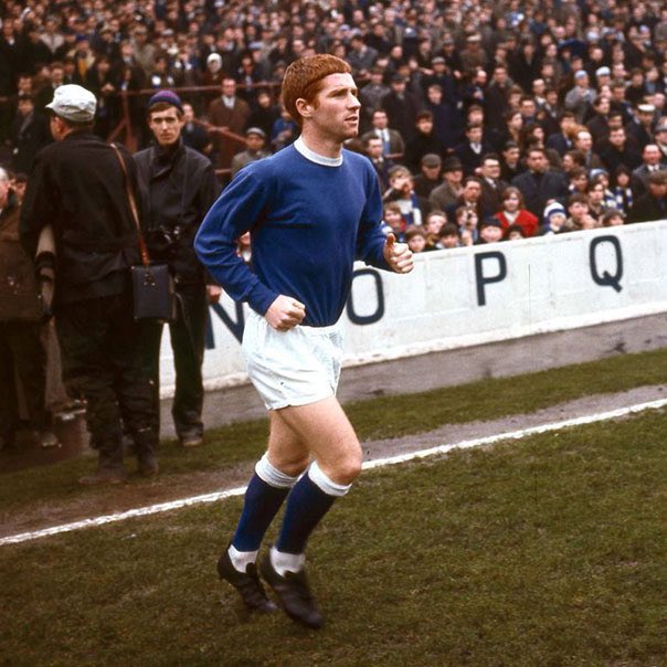 EvertonNewsFeed's tweet photo. Today we remember the Legend that is Alan Ball on what would have been his 81st Birthday 

🔵251 games for the blues
⚽79 goals
🏴󠁧󠁢󠁥󠁮󠁧󠁿World Cup Winner
💙Everton Legend https://t.co/XwpSkHcP74
