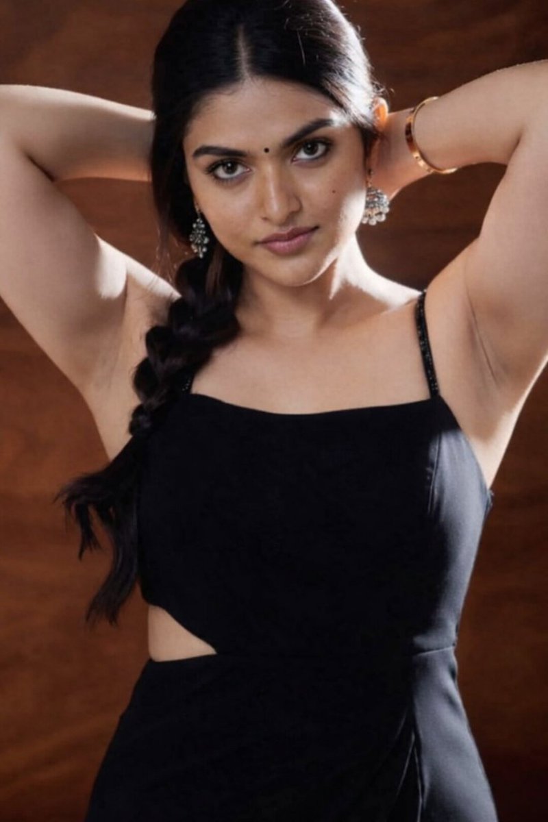 RealLoraNicolas's tweet photo. Where are the armpit Lover? https://t.co/lkK9lp8qBO