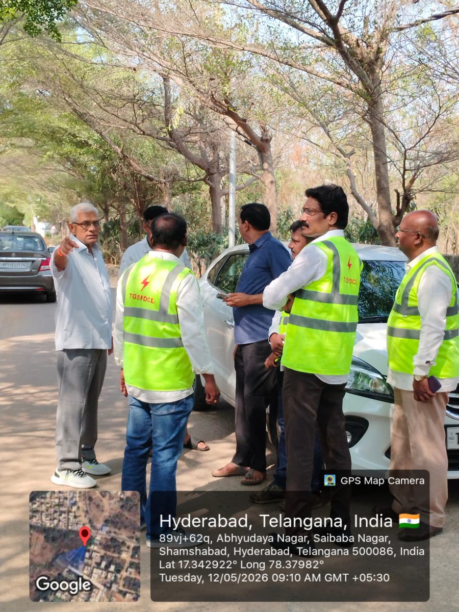 se_op_rjnr's tweet photo. Praja baata was conducted in the Kismatpur section on 12th May&amp; interacted with consumers. A new 11kv fdr charged to bifurcate high load donbosco fdr with a cost of 80L to meet summer loads &amp; reliability improves to various colonies in Kismatpur section.@tgspdcl ,@Bhatti_Mallu https://t.co/Nw2zggBupI