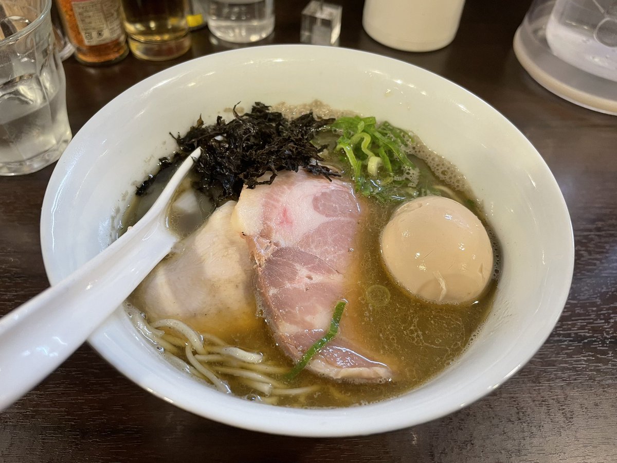mayu tweet media