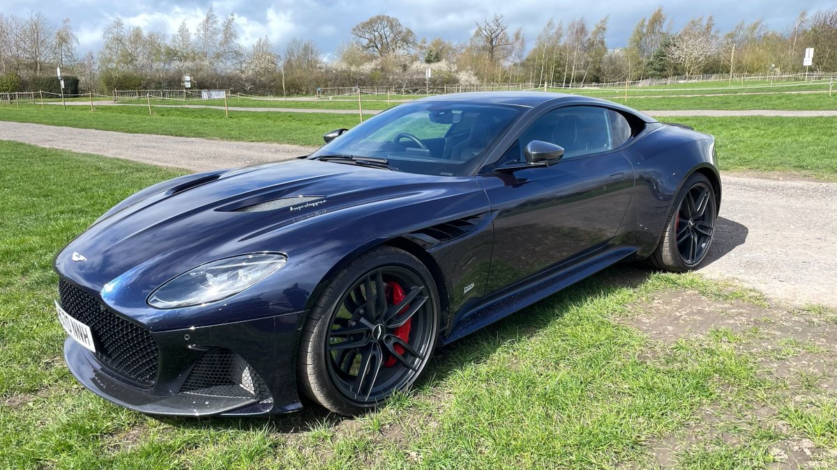 ShropsArchitect's tweet photo. Aston Martin DBS V12 in dark blue.
#CarTwitter #ACTCP #CarSpotting https://t.co/22Nuw0STer