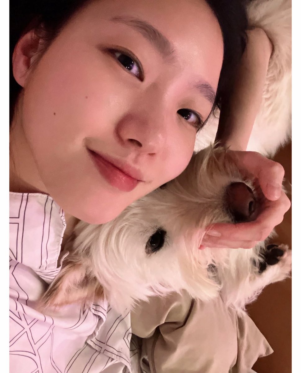 쟝곤 tweet media