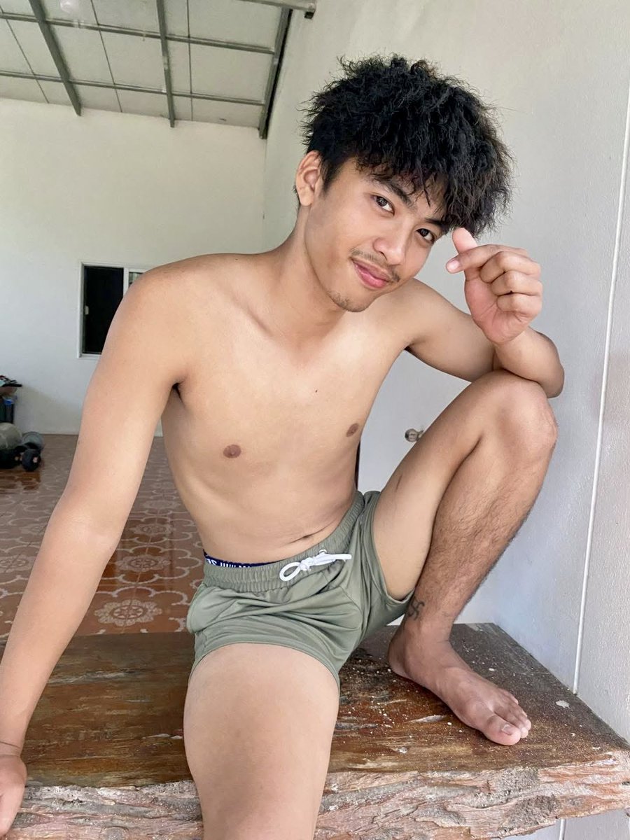 เสพติดผู้ชาย™️ tweet media