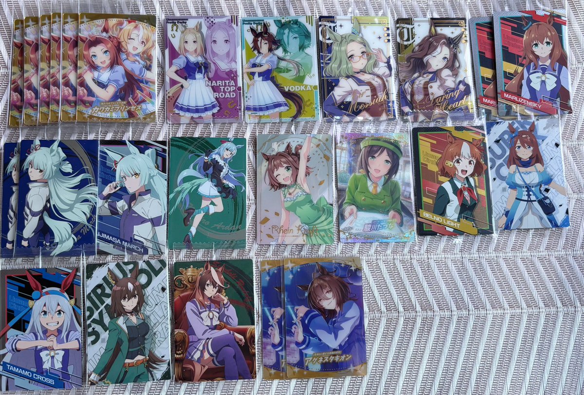 【交換】ウマ娘 ウエハース カード 

讓：画像1.2
求：今弾ヴィブロス

◎画像2枚目アグネスタキオンは開封済みです。
◎比率違いについてはご相談くださいませ
◎郵送希望

1枚からでもお声掛けお待ちしてます🙇🏻