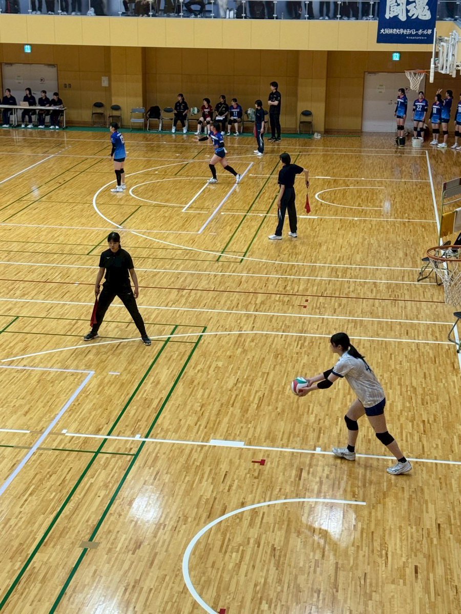 tezubare's tweet photo. 5月10日（日）
春季リーグ
VS千里金蘭大学
【3-0】
15-25
21-25
22-25
今日の一戦は負けてしまいましたが、残りの最終戦に向けて全員で一致団結し気持ちを入れ替えて楽しめるように頑張っていきたいと思います️🔥💪
最後まで応援よろしくお願いします✊🏻⚐ﾞ ̖́- https://t.co/Wl15wxi49f