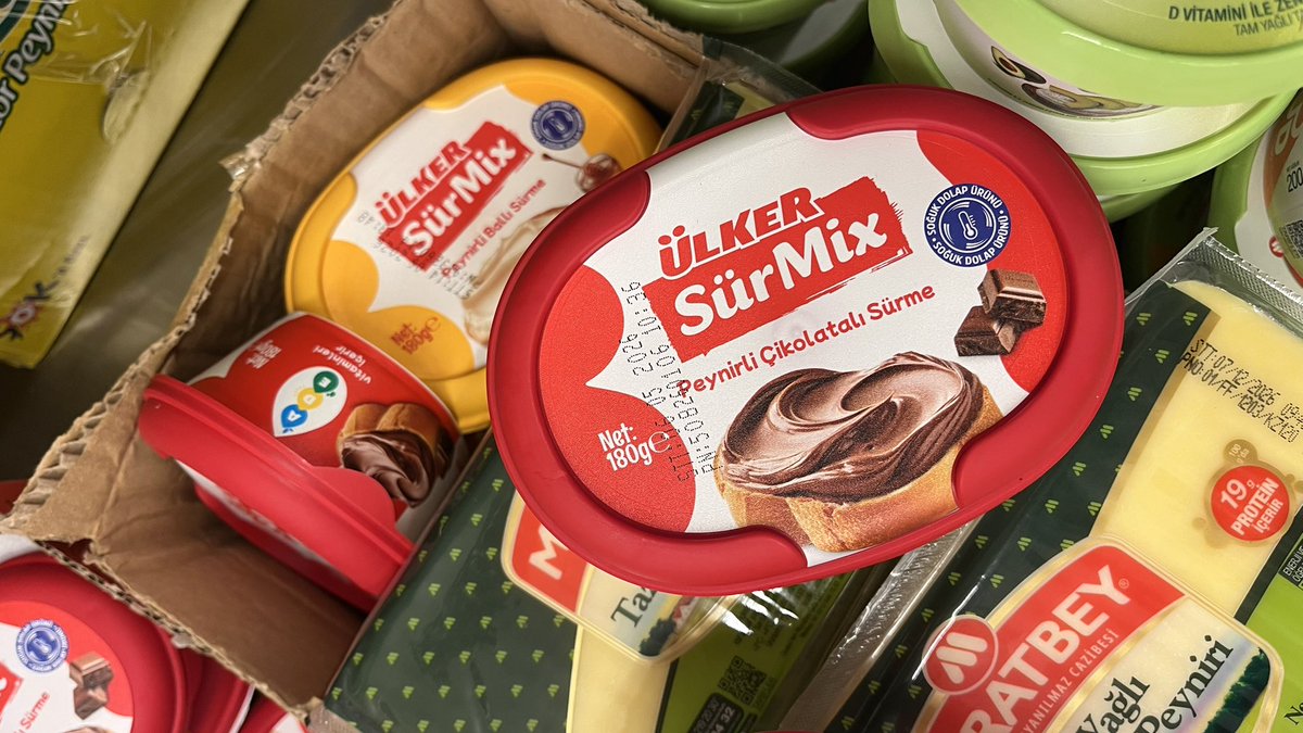 tanerrayd's tweet photo. @SokMarketler Tarihi geçmiş ürünler var 
Esenyurt süleymaniye mh 
Hacı bektaş veli  caddesi https://t.co/4WDl7egNyx