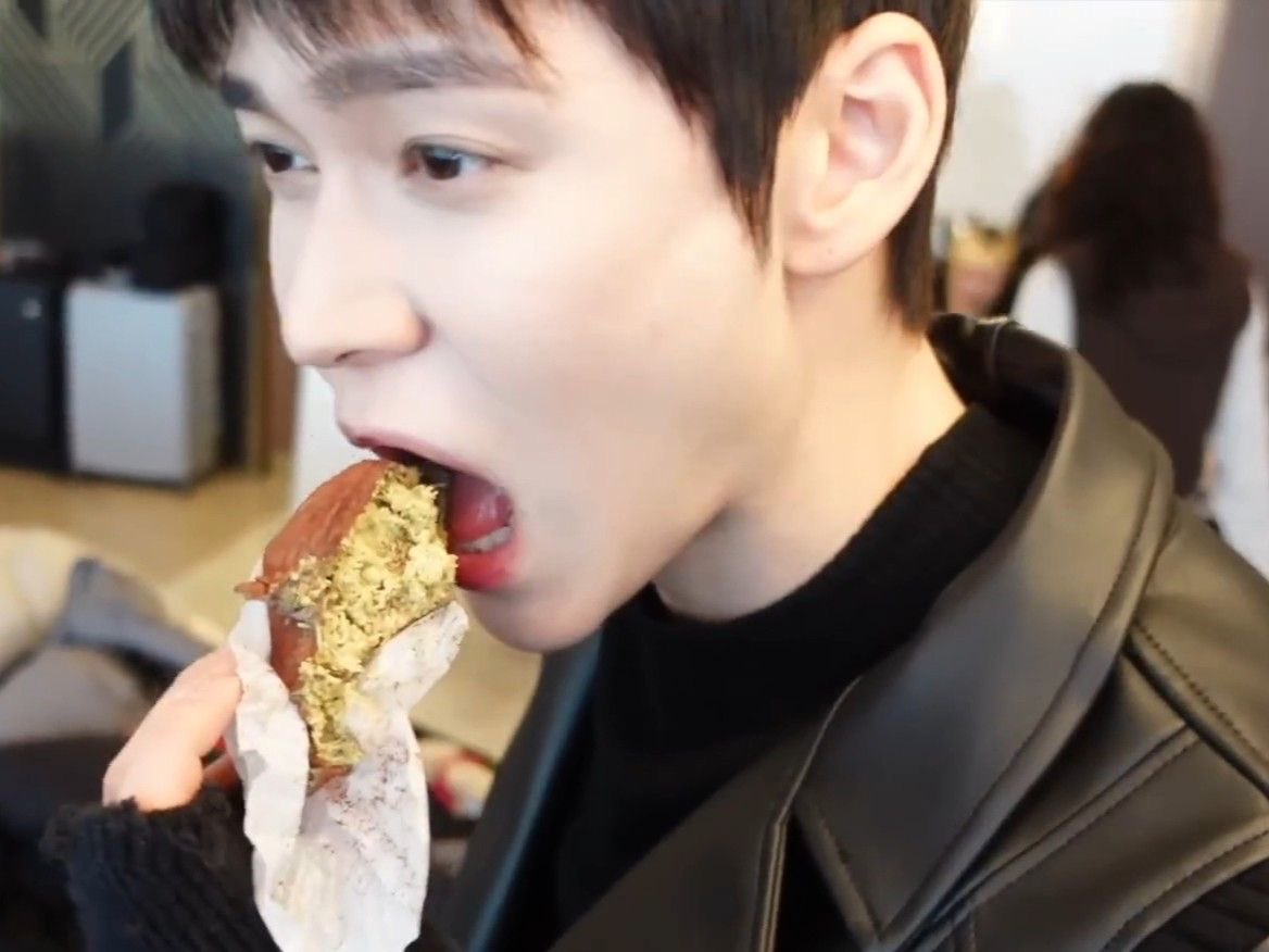 비니 ♡̷̷̷ tweet media