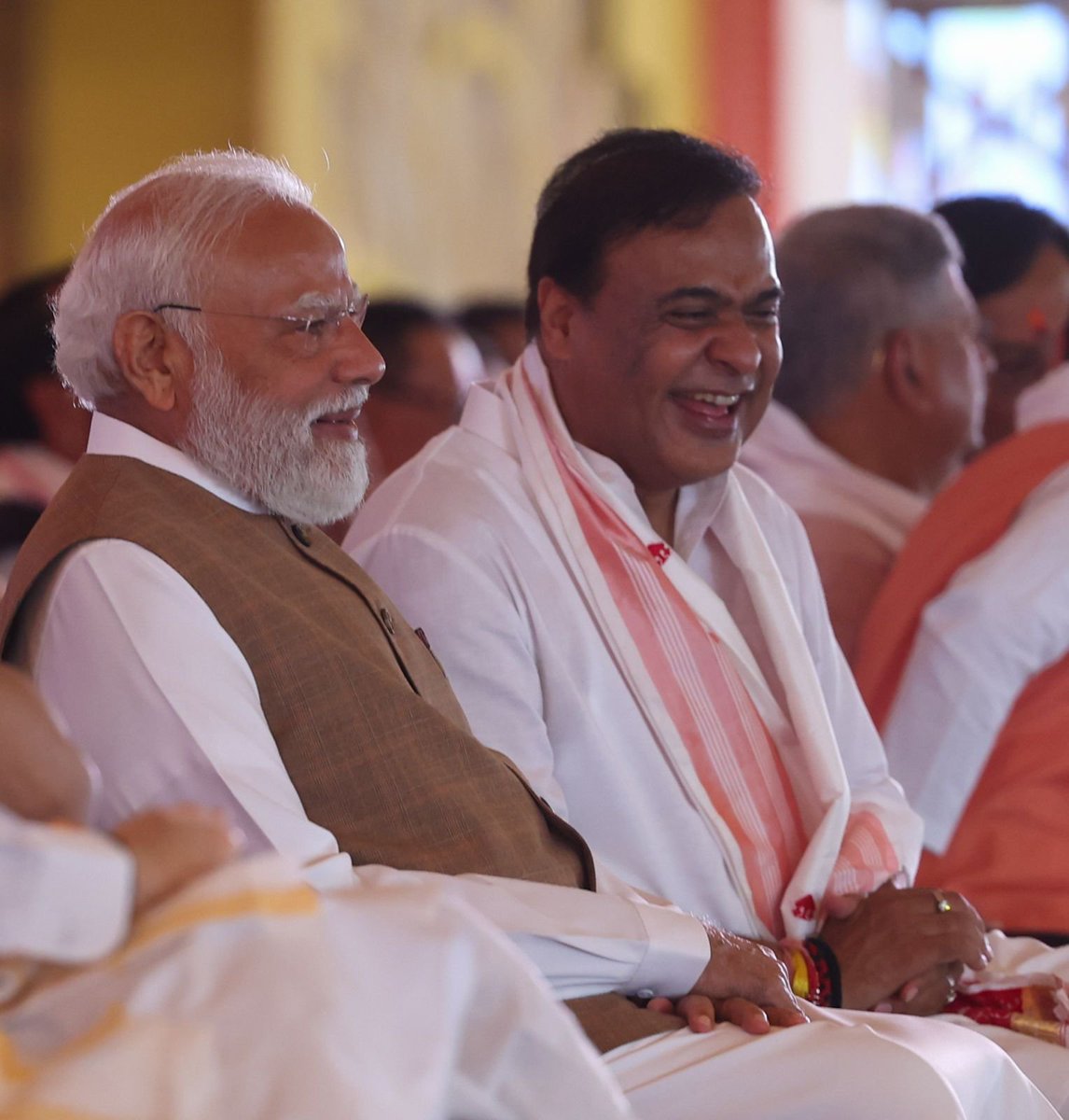 Narendra Modi tweet media