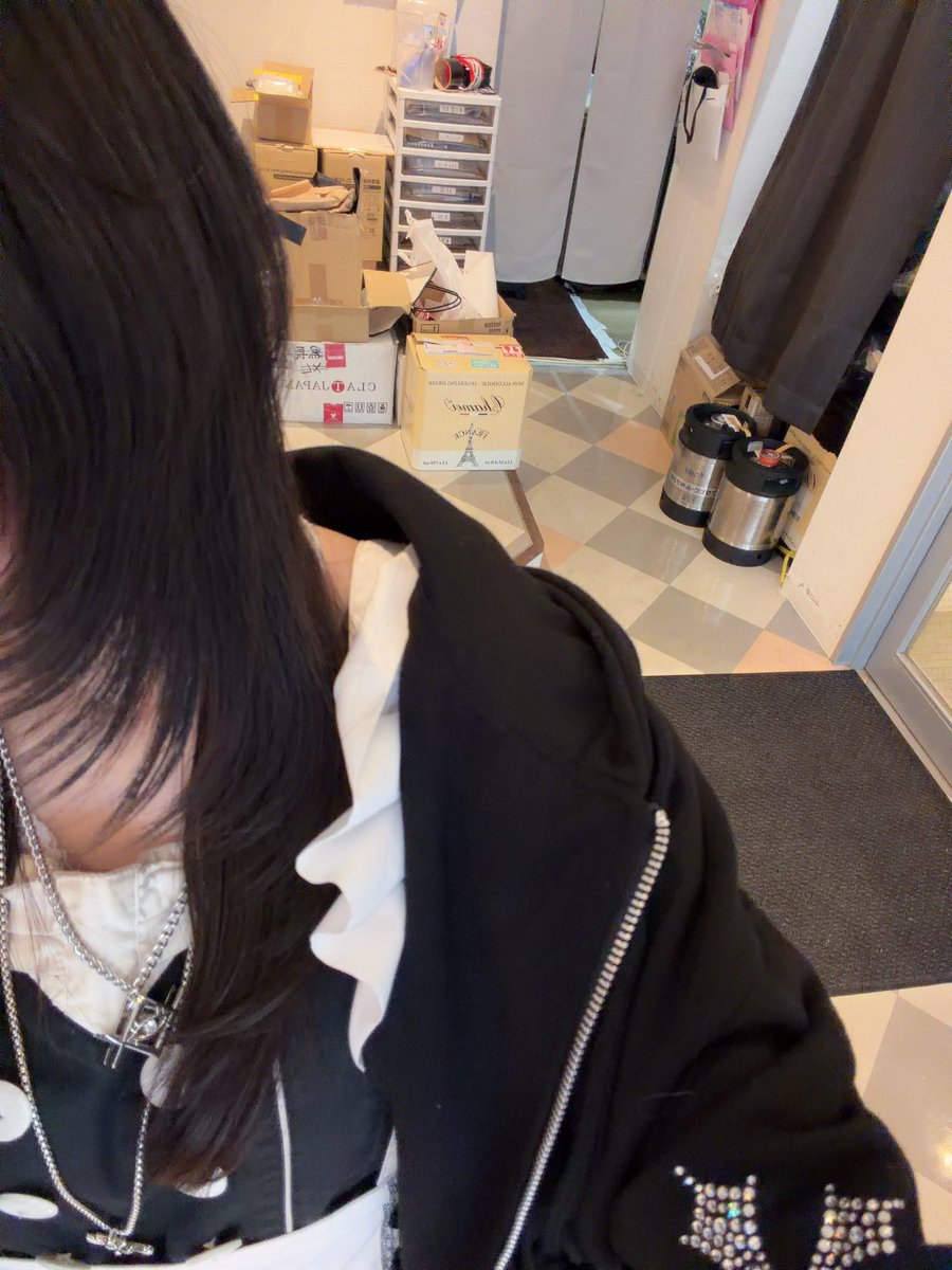 あられ tweet media