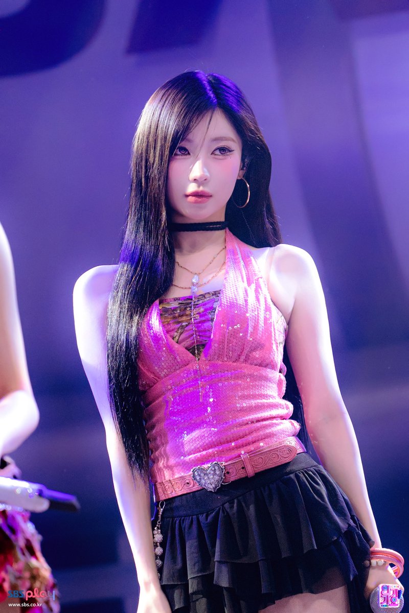 SBS 인기가요 (SBS Inkigayo) tweet media