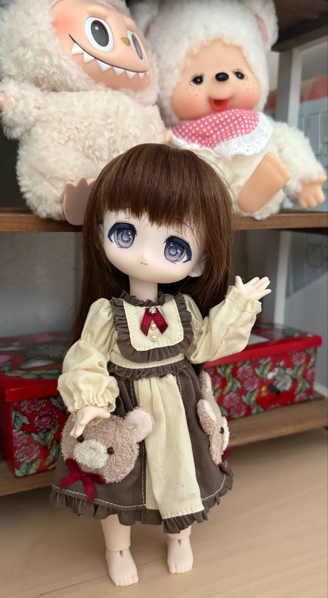 azumama_32's tweet photo. ボニバニ6ちゃんの髪をウィッグにしました。お洋服は(@ari_aromantic )さんのハルモニア服です〜ピッタリ！ https://t.co/n6eDpU4NVo