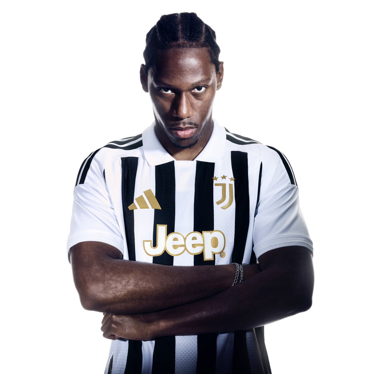 black. white. gold. Juventus 🔥🤍🖤​

introducing the Juventus Home Jersey 26/27, available now 👉 adidas.com/juventus