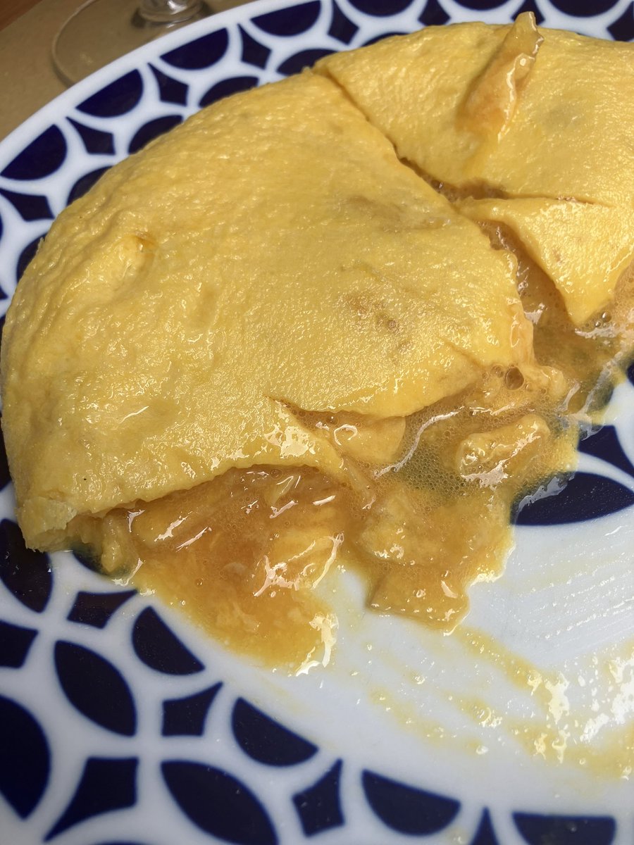 EmilienReb's tweet photo. La Falda - Taberna desenfadada, cocina seria. Viaja a cualquier parte del mundo a través de nuestros resrayrantes en Lavapiés y Chamberí. 🥇🏆 Mejor tortilla de patatas 2025 https://t.co/33L1ZSuRhh