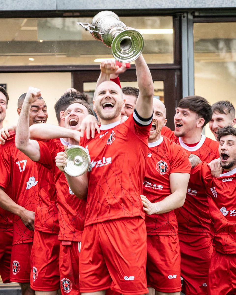ev2sportswearuk's tweet photo. Red Star Rising 💫🔴

Our new partners @HRRSFC donned their brand-new home kit in their recent Challenge Cup Final win! 👏

📷: Mike Britland

#EV2 | #DesignWithoutLimits https://t.co/OcoSdGFOzq