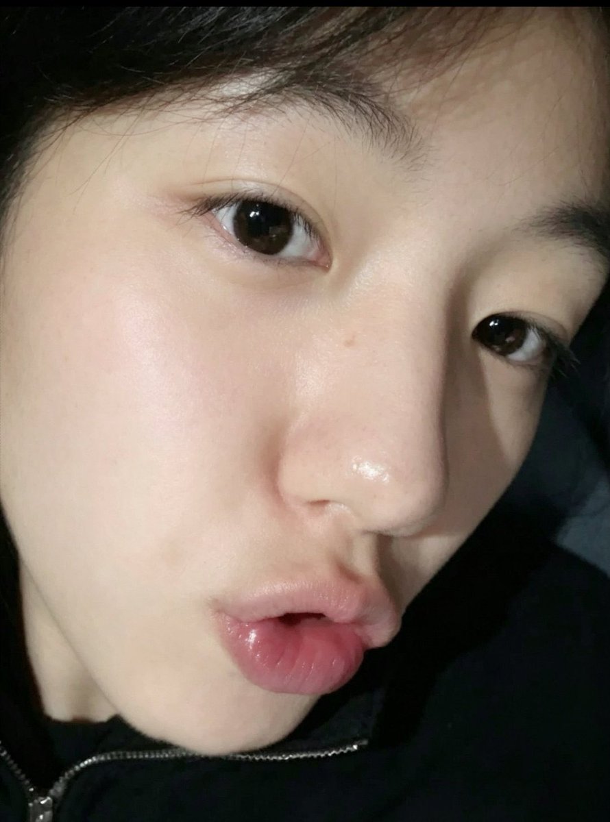 무아✨ tweet media