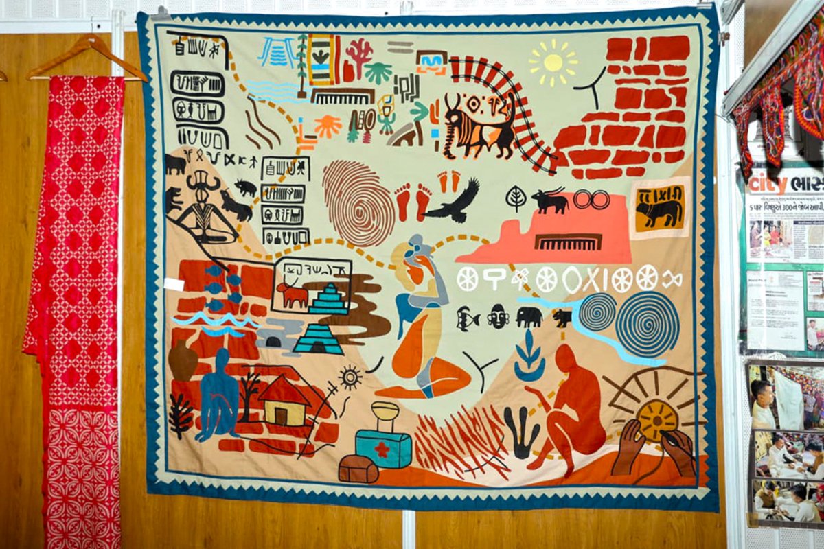 GujaratTourism's tweet photo. Hon’ble Minister of State, Tourism, Shri Suressh Gopi, was impressed by the intricate beauty of Gujarat’s “Appliqué Work”. The art form uses different patches of fabric in various colours and patterns that are placed together to create a multicoloured fabric, much like a jigsaw puzzle.

Preserved for generations by artisan families settled in the Vav-Tharad region of North Gujarat after migrating from Pakistan following the 1971 indo-pak war, this craft reflects remarkable dedication, resilience and creativity. Over the years, these artisans have received several awards and accolades for keeping the rich tradition of Appliqué Work alive. 

During his visit to Statue of Unity, Ekta Nagar, Shri Suressh Gopi appreciated the craftsmanship and cultural legacy reflected in every creation while attending the 2 day National Consultative Workshop & Review Meeting on “Developing Tourist Destinations to Global Standards.”

@TheSureshGopi 

#GujaratTourism #AppliqueWork #HandcraftedHeritage