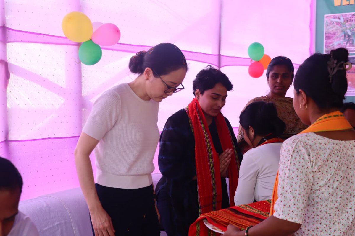 JicaTripura's tweet photo. The JICA India Mission received a warm and traditional welcome from the members of Omlak JFMC during their visit to Killa RMU, Gomati District, under the Tripura JICA Project (SCATFORM).
@CR_JICAIndia https://t.co/kedKLwlJcD