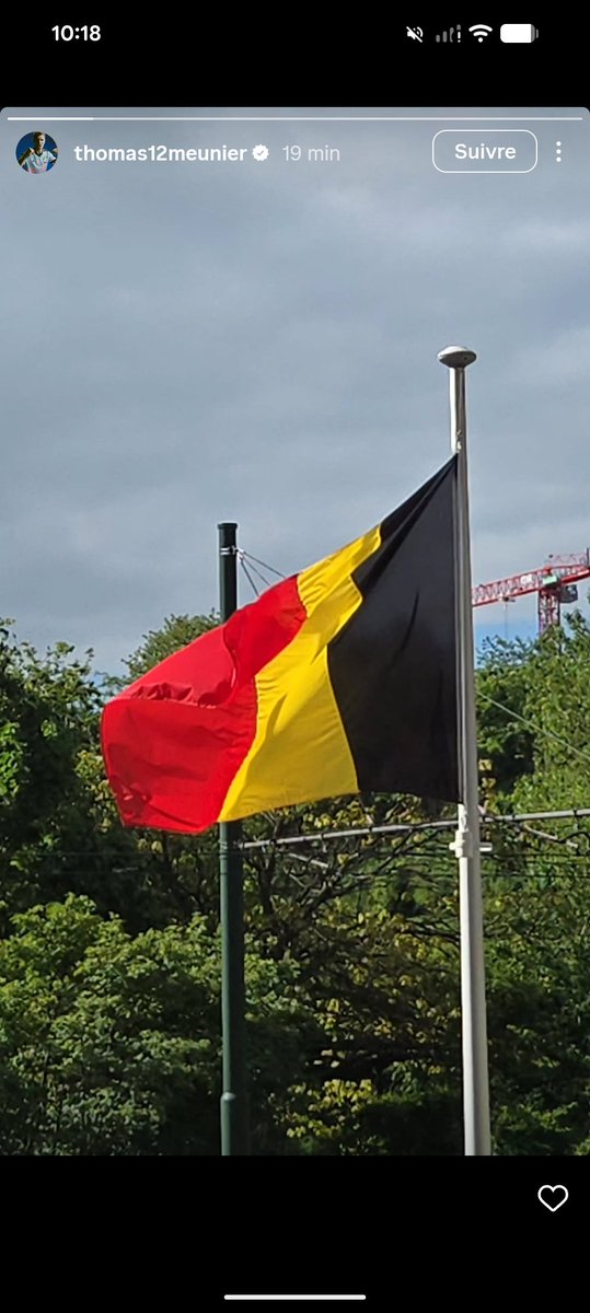 LucasBeaud8094's tweet photo. @JoueursBE Et Meunier qui vient justement de publier une story avec juste le drapeau belge.. c'est peut-être un signe 🙏 https://t.co/QwfJHiKDFs
