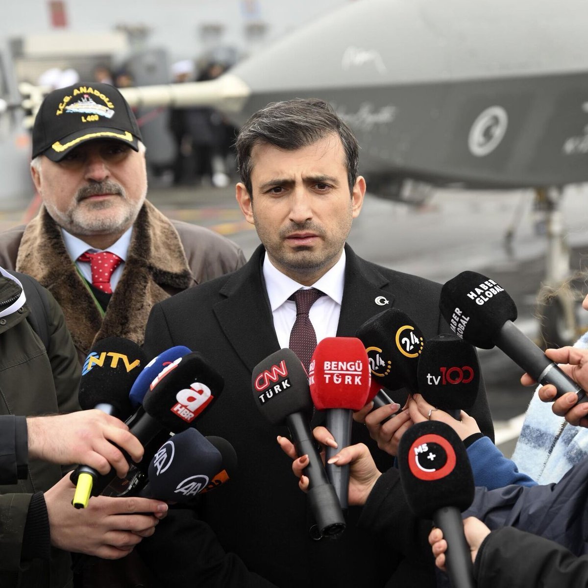 Conflict tweet media